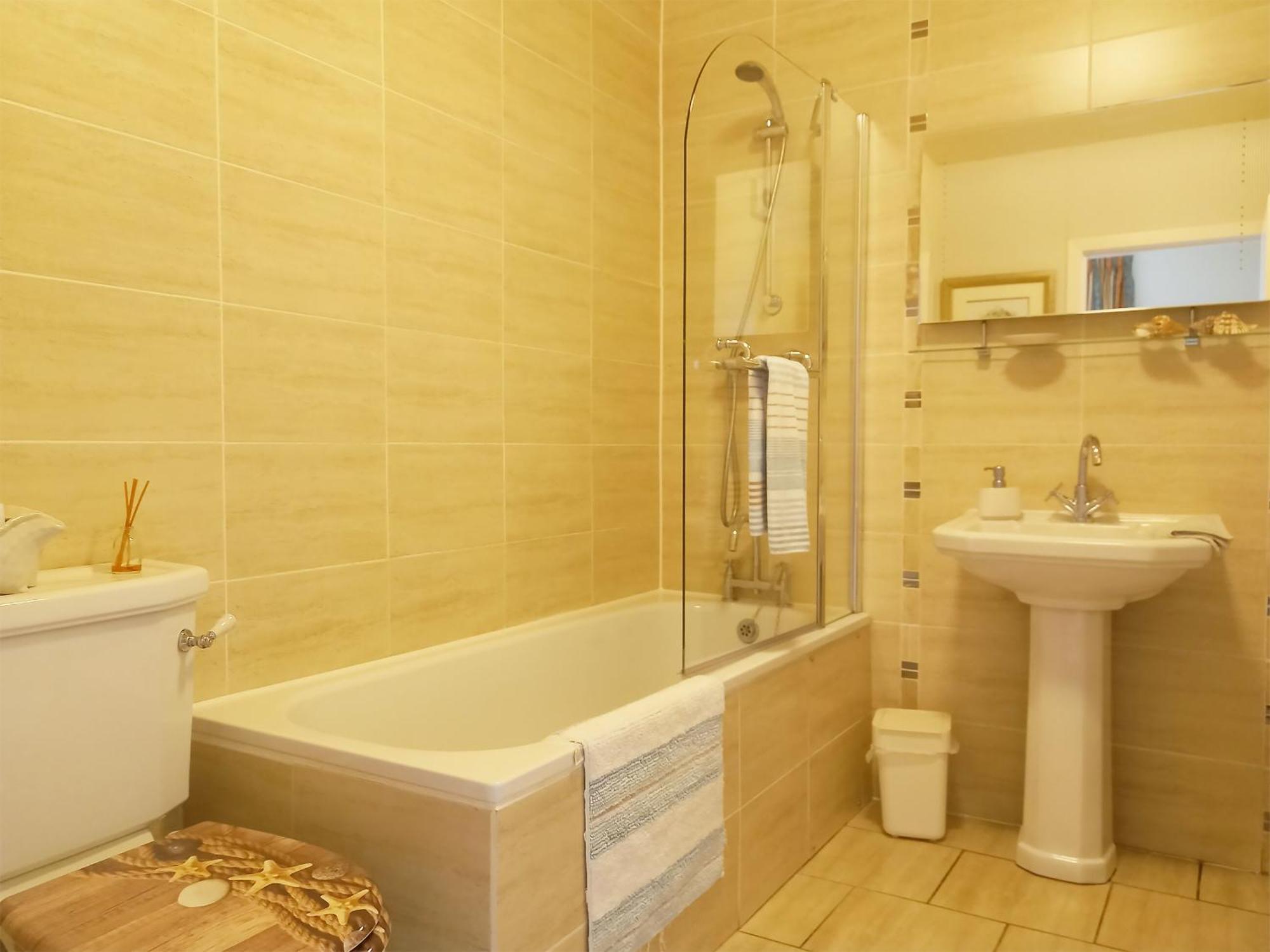 Tarandoun Cottage Хелънсбърг Екстериор снимка
