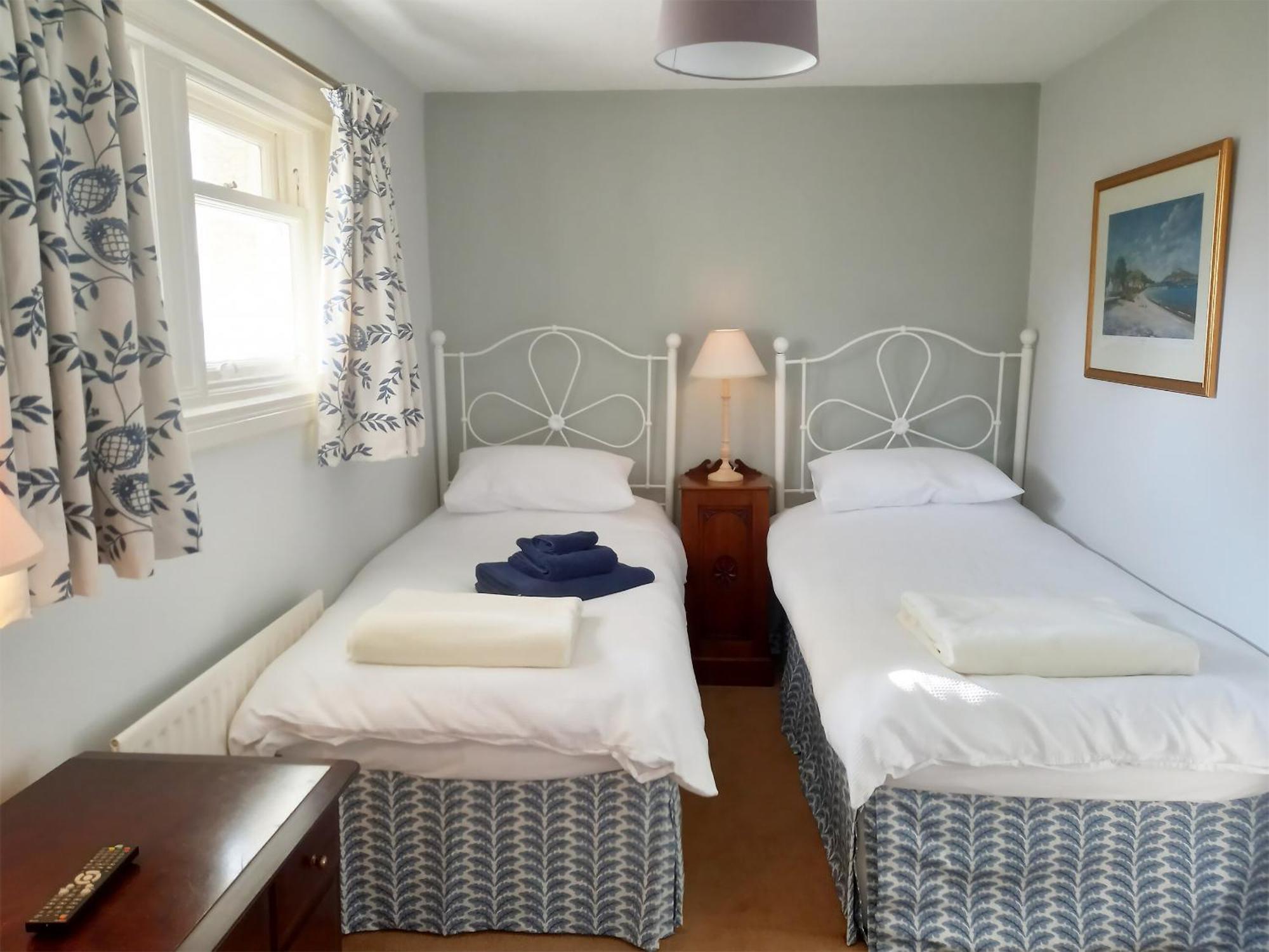 Tarandoun Cottage Хелънсбърг Екстериор снимка